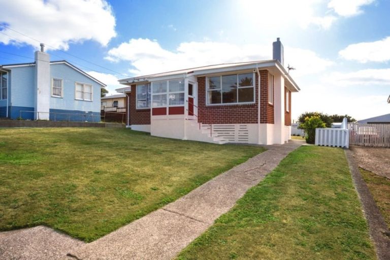 Photo of property in 45 Piko Street, Titahi Bay, Porirua, 5022