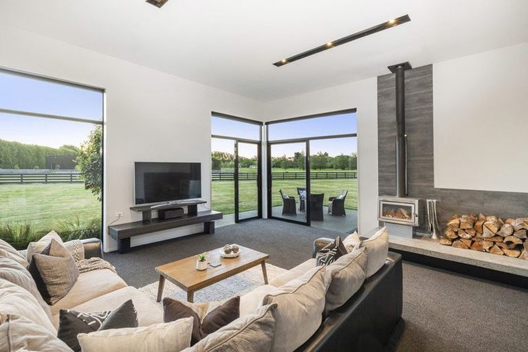 Photo of property in 118 Robinsons Road, Prebbleton, Christchurch, 7674