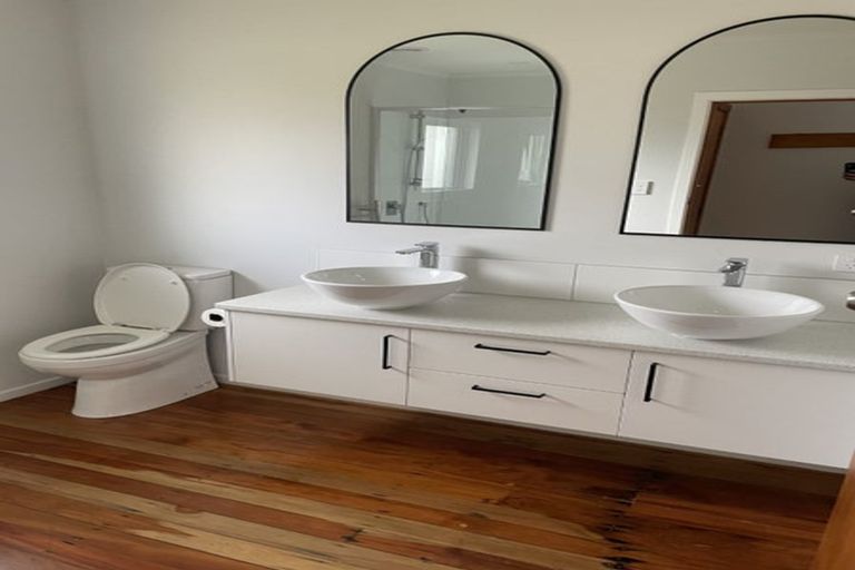 Photo of property in 36 Helvetia Road, Pukekohe, 2120