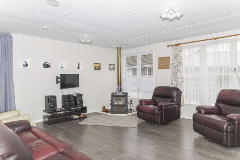 Photo of property in 9 Hartgill Crescent, Dannevirke, 4930
