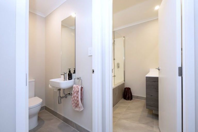 Photo of property in 17 Malcolm Calder Road, Hobsonville, Auckland, 0616