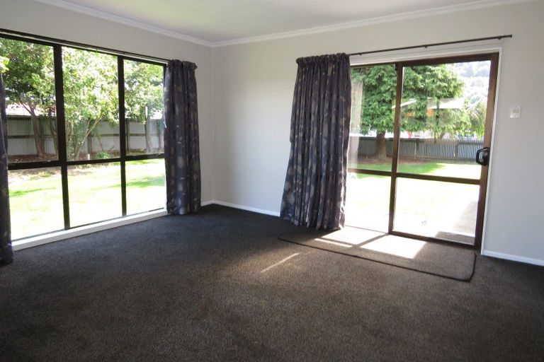 Photo of property in 64-66 Main Street, Reefton, 7830