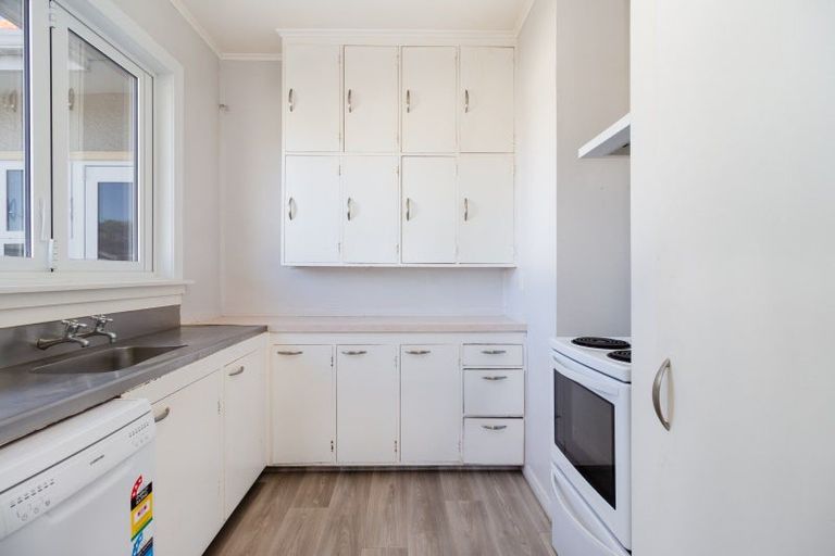 Photo of property in 11 Cochrane Street, Fairy Springs, Rotorua, 3015
