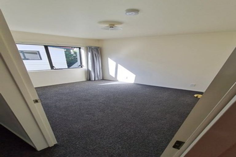 Photo of property in 1/73 Milton Road, Bluff Hill, Napier, 4110
