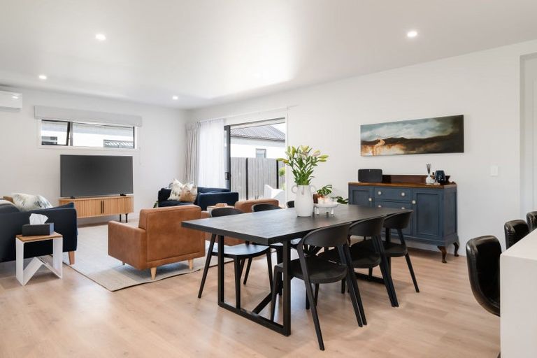 Photo of property in 17 Ruru Street, Cambridge, 3434