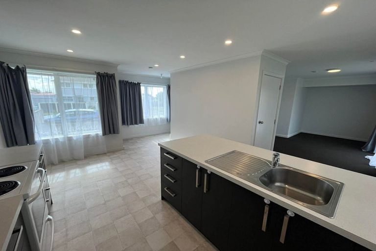Photo of property in 15 Mahoe Street, Levin, 5510