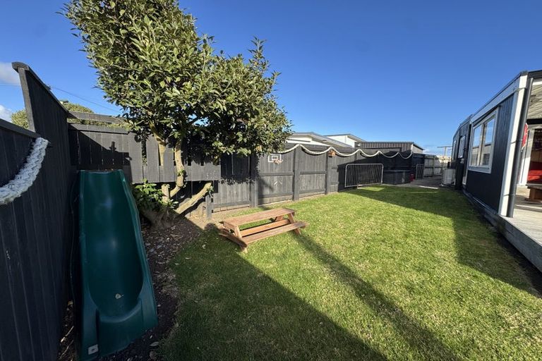 Photo of property in 41 Coleman Avenue, Waverley, 4591