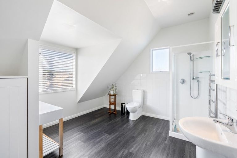 Photo of property in 18 Thames Street, Mosgiel, 9024