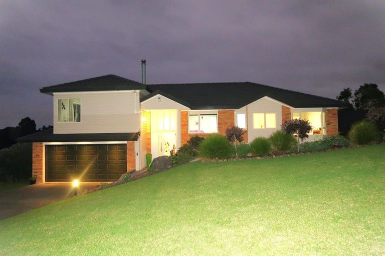 Photo of property in 3 Grovenor Drive, Orewa, 0931
