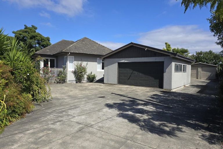 Photo of property in 17 Anzac Avenue, Onekawa, Napier, 4110