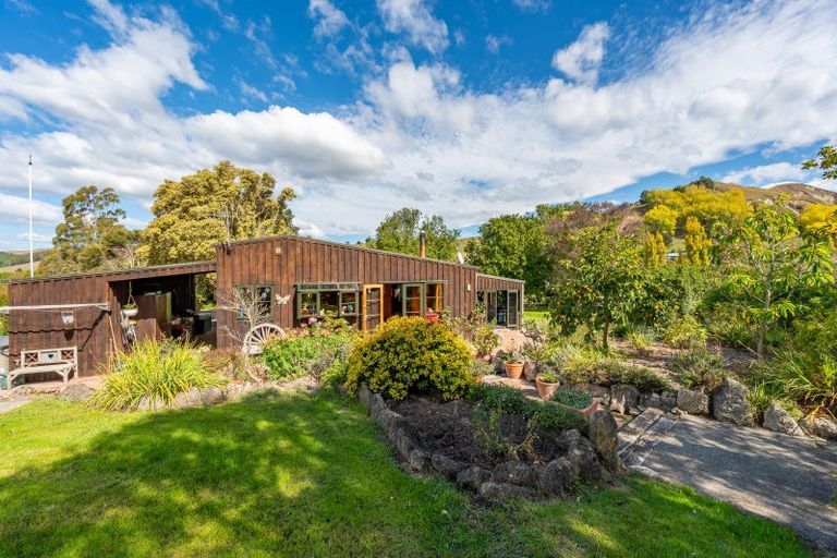 Photo of property in 564 Seafield Road, Puketapu, Napier, 4182