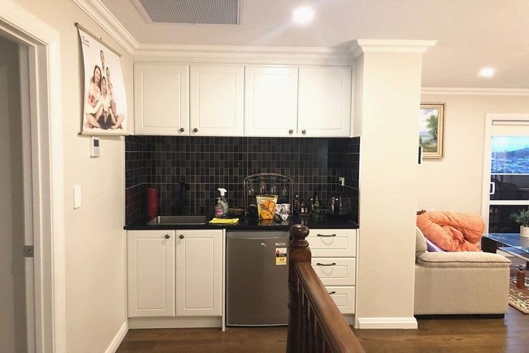 Photo of property in 16 Evelina Lane, Flat Bush, Auckland, 2019