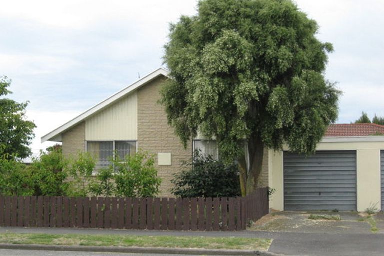 Photo of property in 79 Hay Street, Bromley, Christchurch, 8062