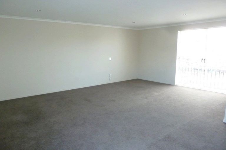 Photo of property in 9 Mcginty Street, Takanini, 2112