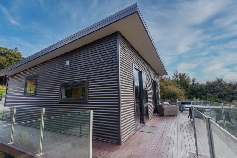 Photo of property in 16 Hidden Hills Drive, Wanaka, 9305