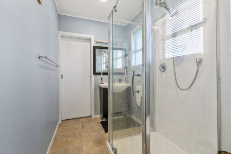 Photo of property in 9a Scott Avenue, Mangere Bridge, Auckland, 2022