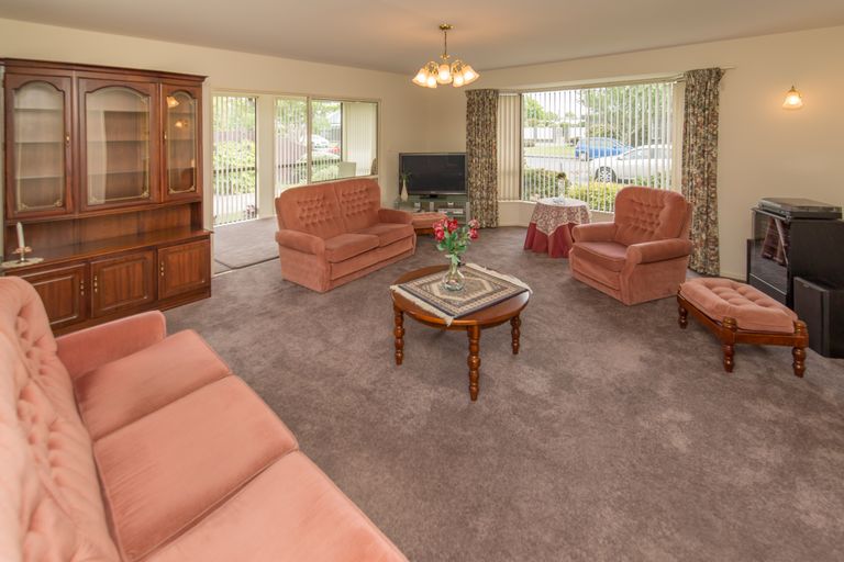 Photo of property in 33 Isaac Wilson Road, Kaiapoi, 7630