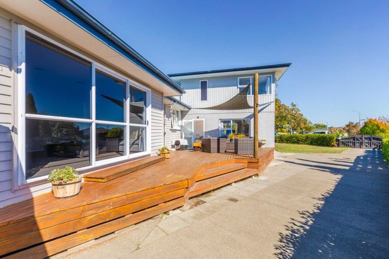 Photo of property in 33 Breadalbane Road, Havelock North, 4130