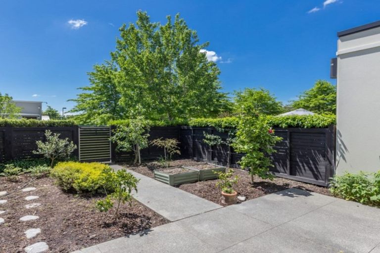 Photo of property in 38 Country Club Terrace, Northwood, Christchurch, 8051