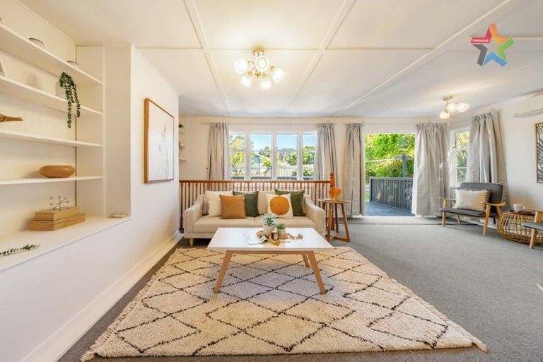 Photo of property in 3 Montgomery Avenue, Karori, Wellington, 6012