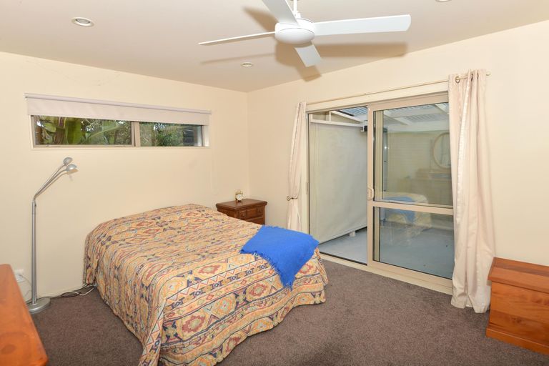 Photo of property in 48 Pebble Beach Boulevard, Te Kamo, Whangarei, 0112