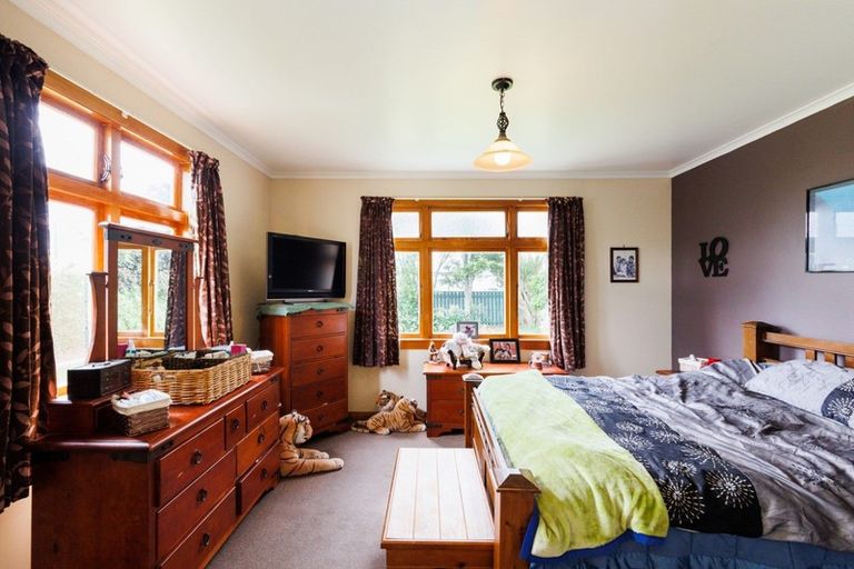 Photo of property in 44 Sherwill Street, Feilding, 4702