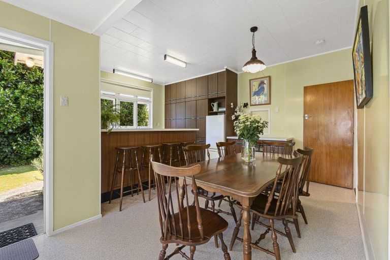 Photo of property in 6 French Street, Moturoa, New Plymouth, 4310