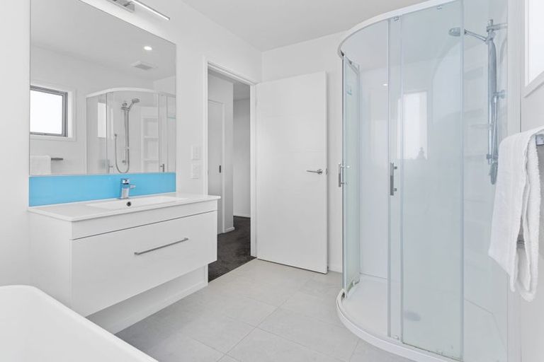 Photo of property in 101d Charleston Avenue, Whangamata, 3620