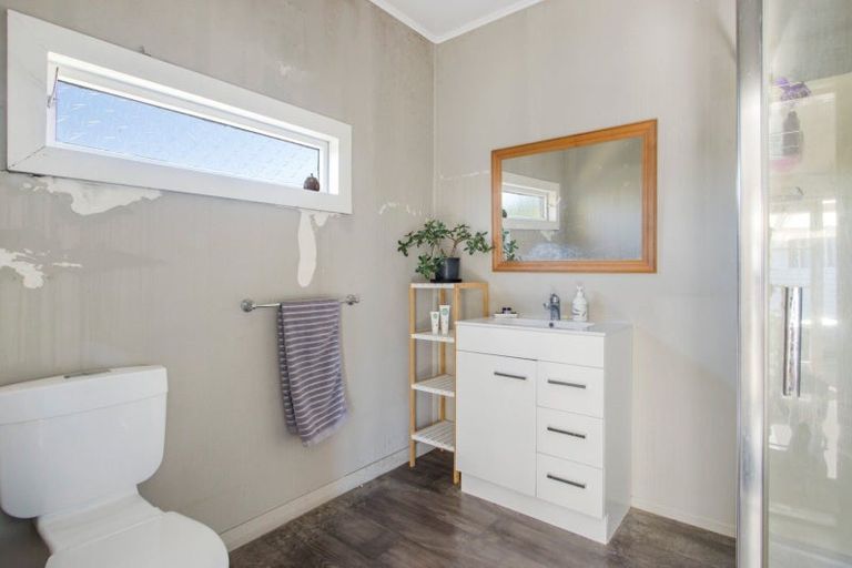 Photo of property in 3 Tauranga Road, Waihi, 3610