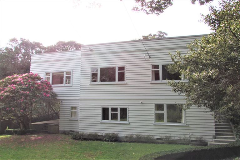 Photo of property in 4 Vennell Street, Brooklyn, Wellington, 6021