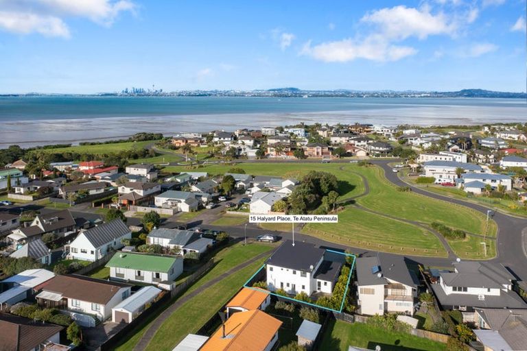 Photo of property in 15 Halyard Place, Te Atatu Peninsula, Auckland, 0610