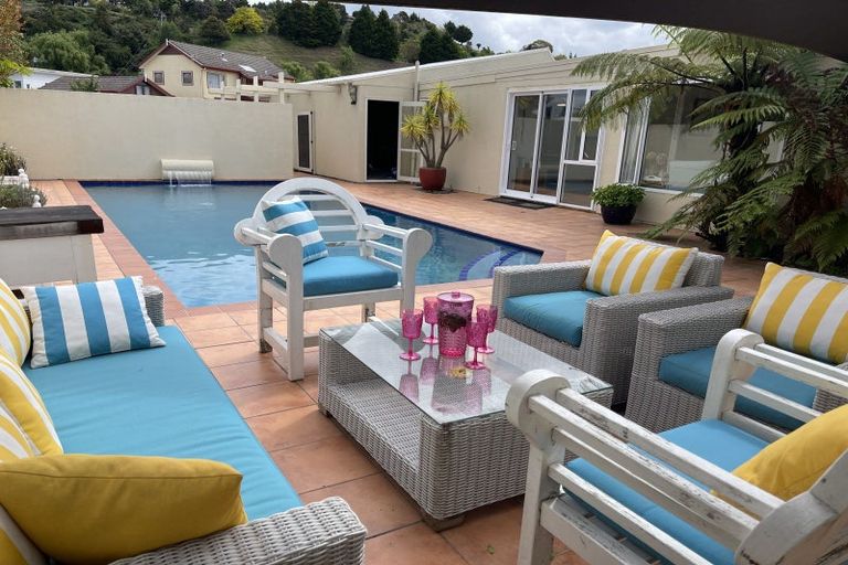 Photo of property in 3 Moana Place, Taradale, Napier, 4112