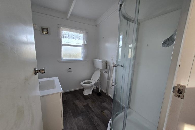 Photo of property in 99a Kawaha Point Road, Kawaha Point, Rotorua, 3010