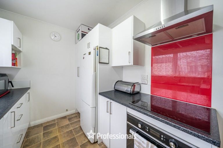 Photo of property in 1/1079 High Street, Taita, Lower Hutt, 5011