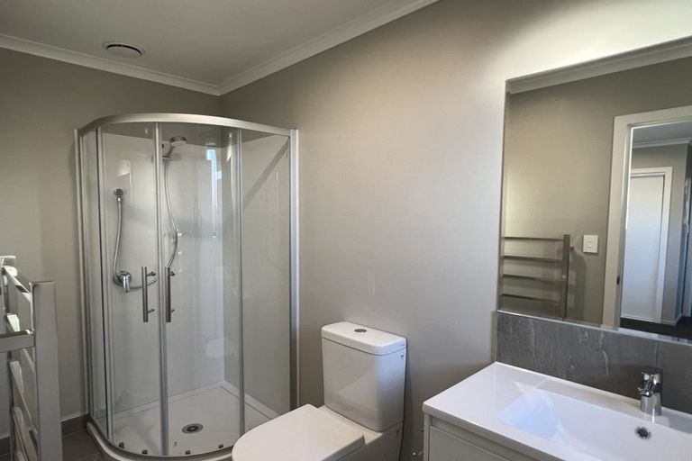Photo of property in 41u4 Kenney Crescent, Fairfield, Hamilton, 3214