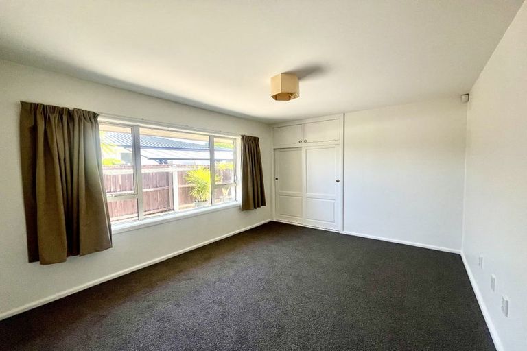 Photo of property in 25 Grahams Road, Ilam, Christchurch, 8041