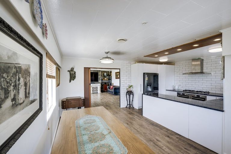 Photo of property in 43 North Shore Road, Eskdale, Napier, 4182