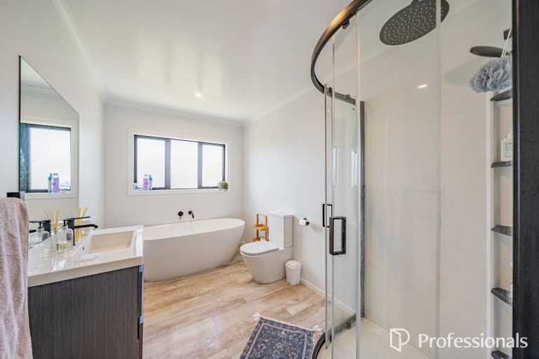 Photo of property in 16a Sharpe Crescent, Wainuiomata, Lower Hutt, 5014