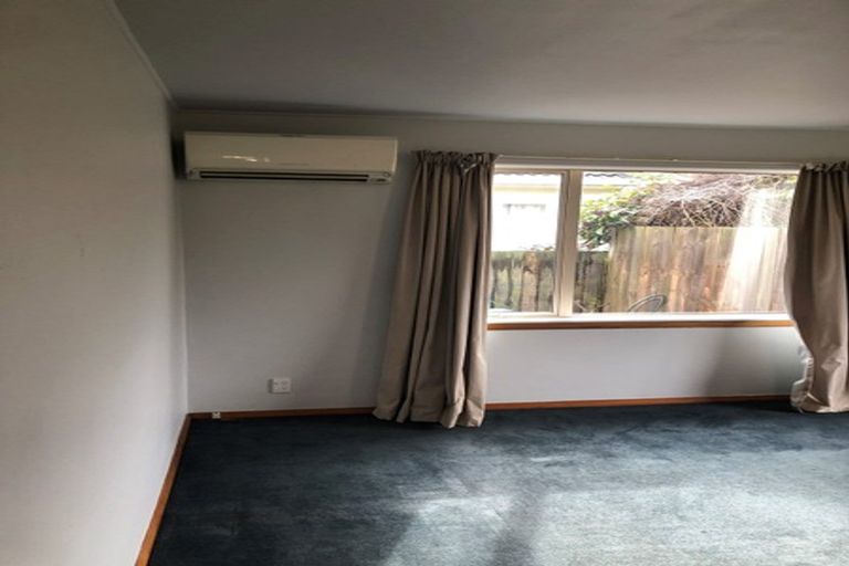 Photo of property in 11 Christian Street, Bryndwr, Christchurch, 8053