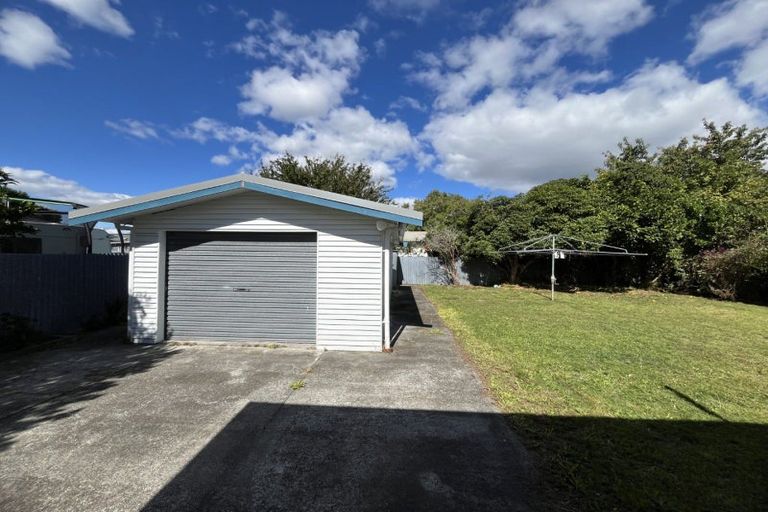 Photo of property in 20 Benmore Avenue, Cloverlea, Palmerston North, 4412