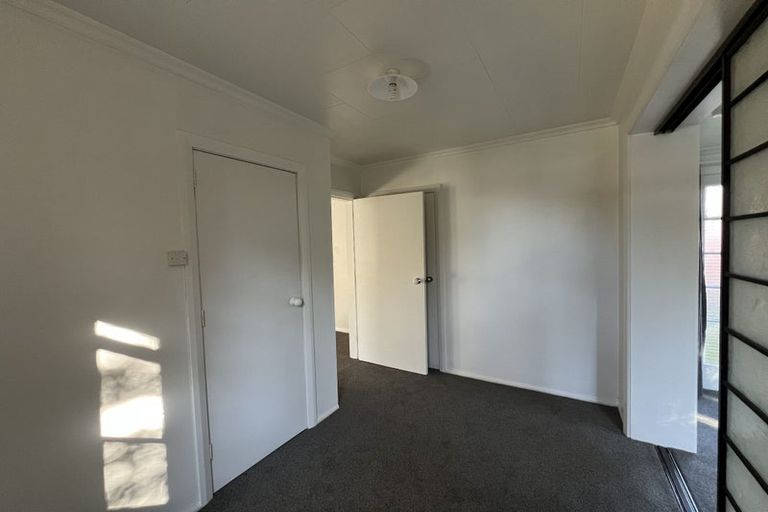 Photo of property in 6 Attlee Crescent, Bryndwr, Christchurch, 8053