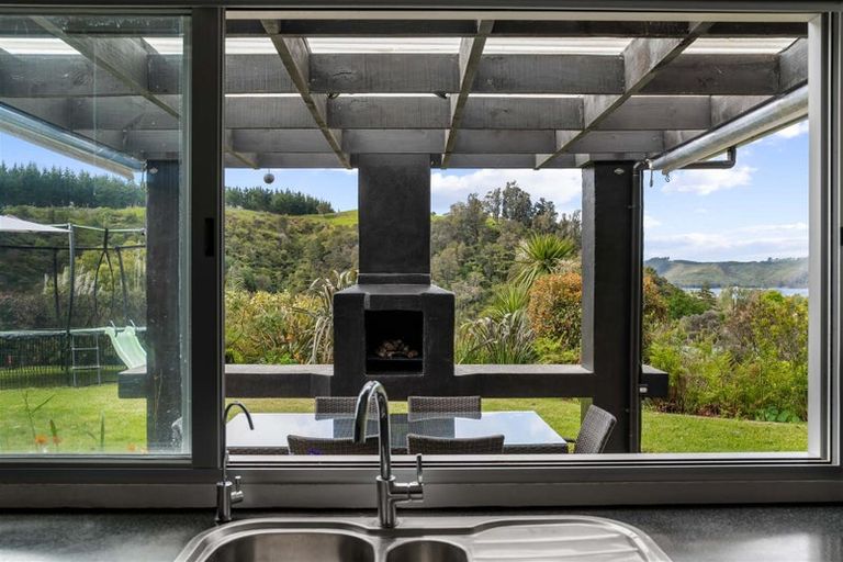 Photo of property in 51 Herbert Drive, Whangamata, 3620