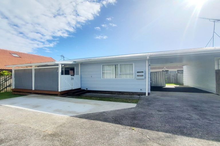 Photo of property in 1/8 Onslow Road, Papakura, 2110