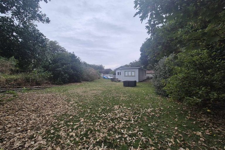 Photo of property in 21 Manuka Street, Otaki Beach, Otaki, 5512