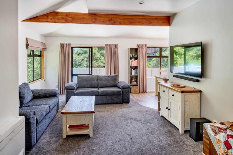 Photo of property in 66 Leeward Drive, Whitby, Porirua, 5024