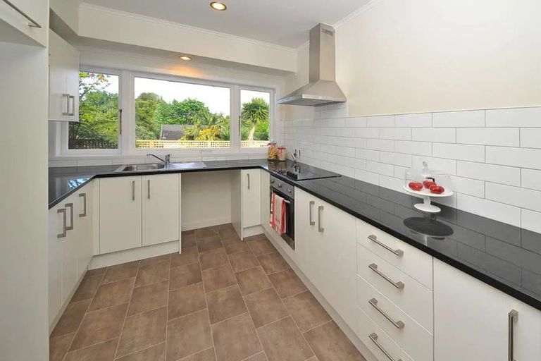 Photo of property in 5a Scotts Road, Manurewa East, Auckland, 2102