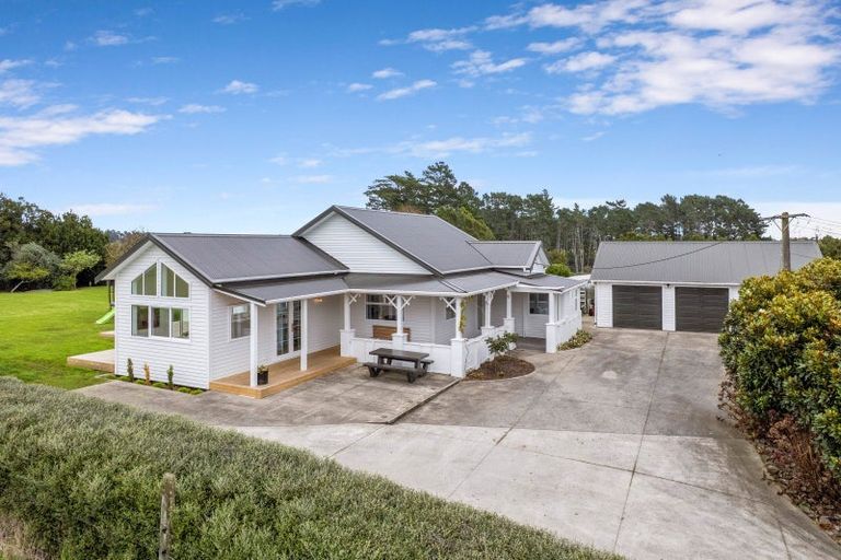 Photo of property in 1312 Devon Road, Brixton, Waitara, 4382