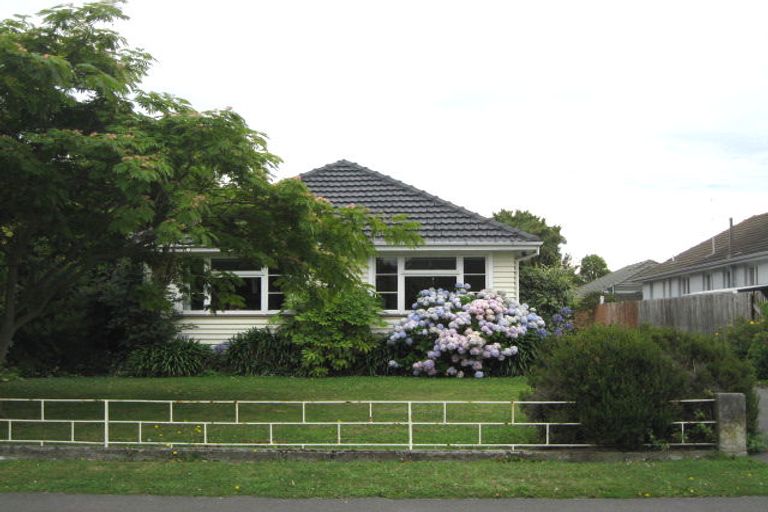 Photo of property in 12 Maryhill Avenue, Hoon Hay, Christchurch, 8025