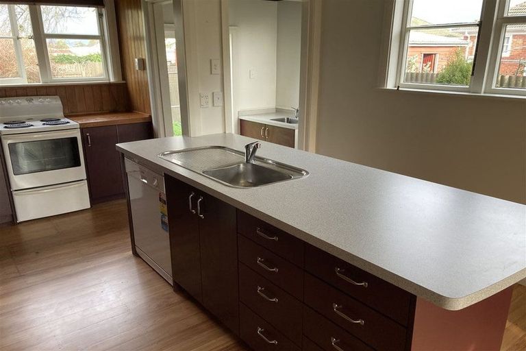 Photo of property in 12 Hosking Place, Masterton, 5810