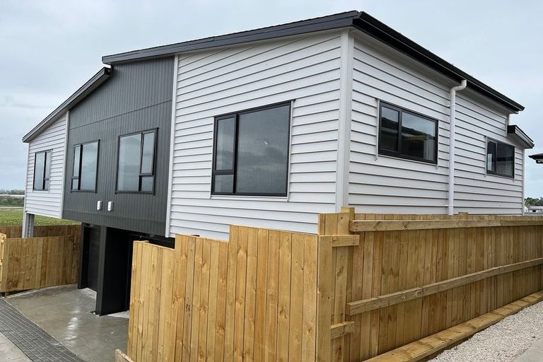 Photo of property in 36b Pukaki Road, Mangere, Auckland, 2022